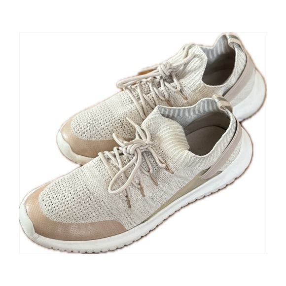 💕 Women’s Oysho Sport lace-up multi-purpose sneakers in blush, size 40 - Picture 1 of 6